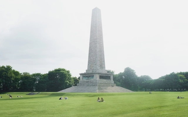 wellington monument, phoenix park, dublin